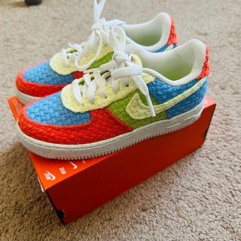Girls Nike Shoes